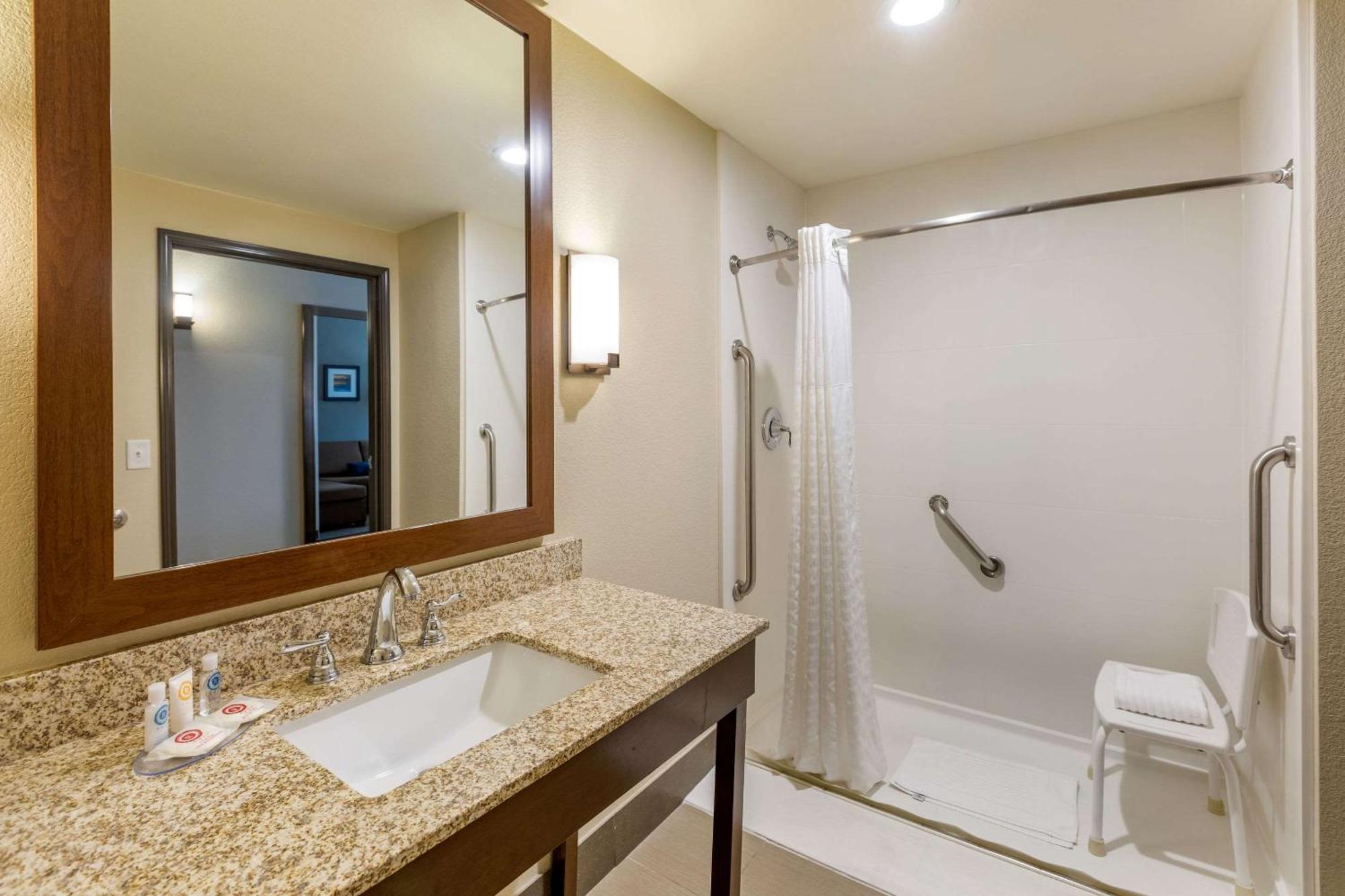 Comfort Suites Near Denver Downtown Luaran gambar